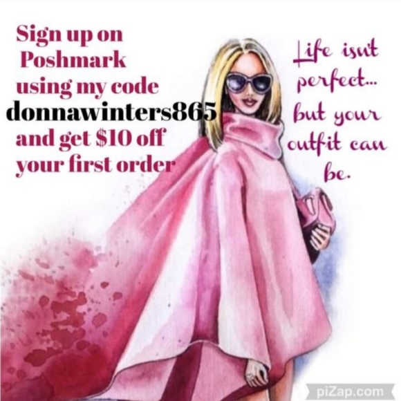 Glittery Silver Solid Press On Nails 24 ct. - Picture 6 of 6